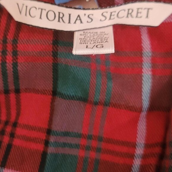 Victoria's Secret Red and Green Plaid Button Up Flannel Shirt - Size Large - Picture 2 of 6